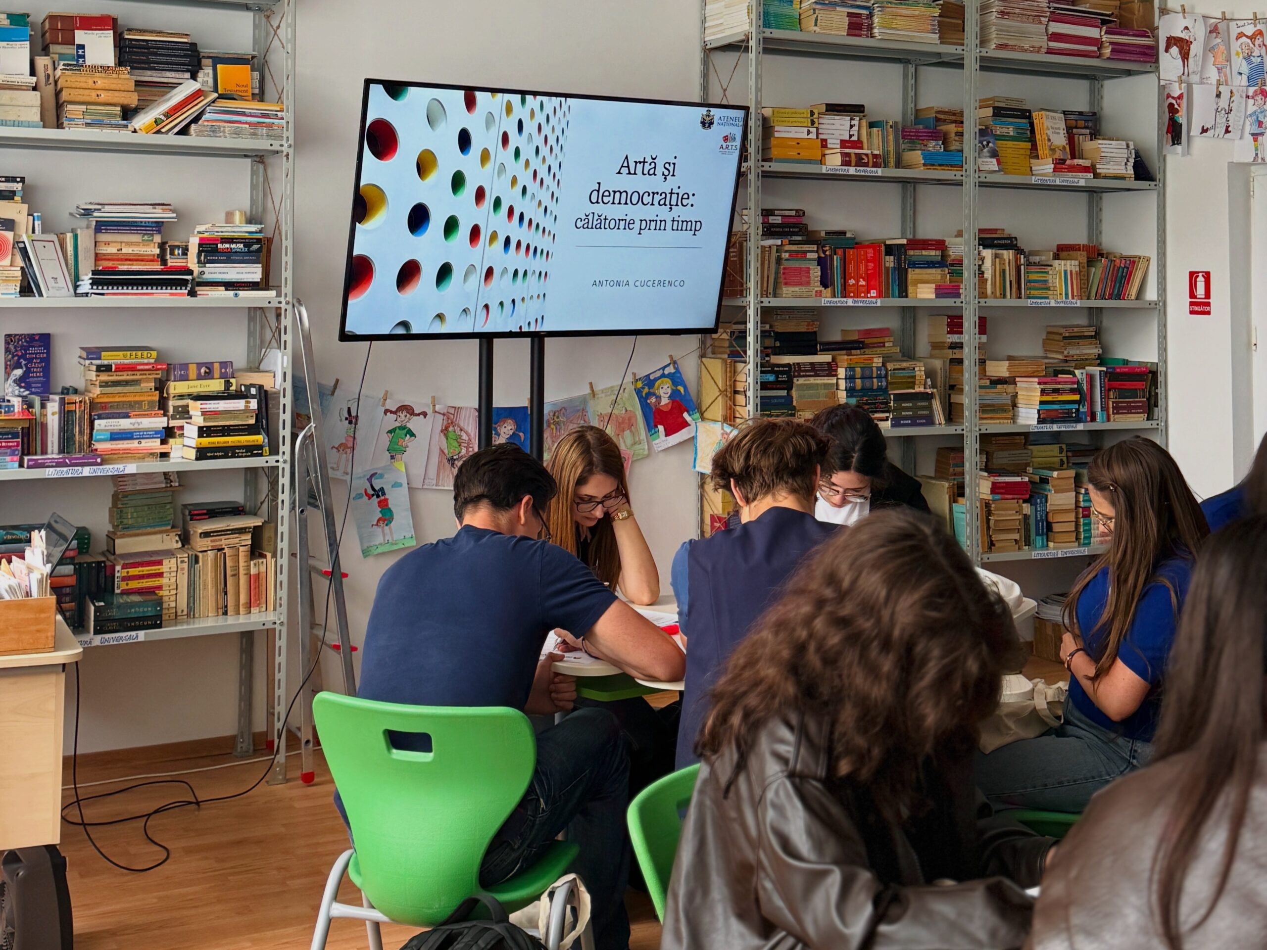 Workshop – instrument „Artă și democrație”